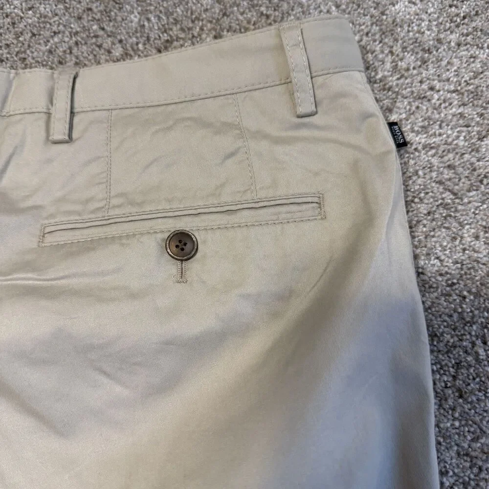Hugo Boss Stanino13-W Chinos Men Size 30R  Beige